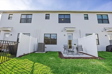 276 SW Sally Way Stuart FL 34997