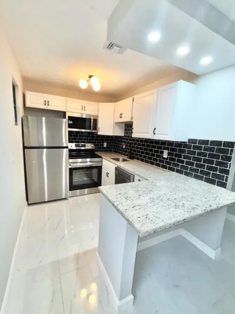 801 Central Avenue Stuart FL 34994