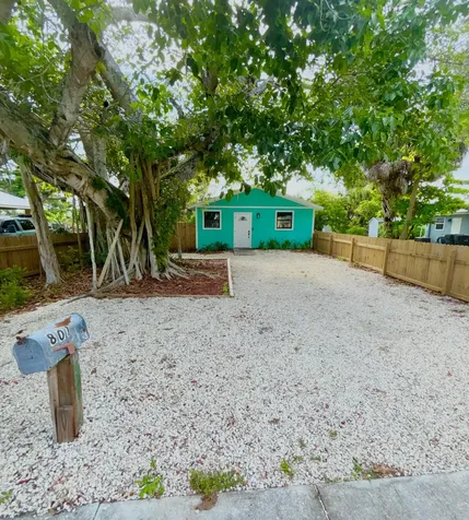 801 Central Avenue Stuart FL 34994
