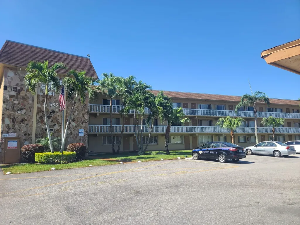 555 Purdy Lane Palm Springs FL 33461