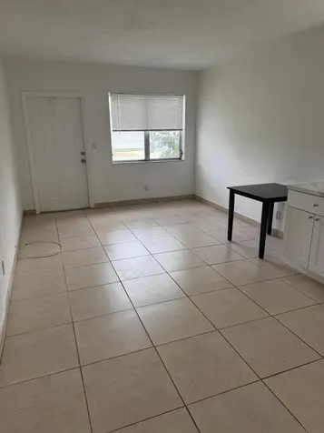 318 NE 6th Street Hallandale Beach FL 33009
