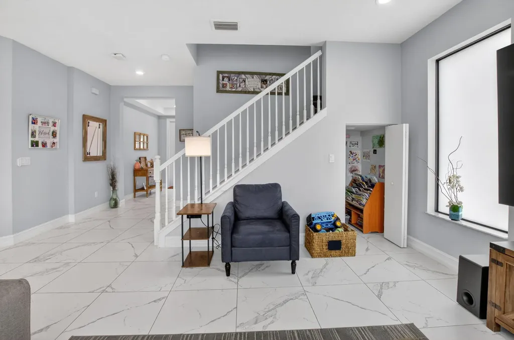 8787 Grand Prix Lane Boynton Beach FL 33472