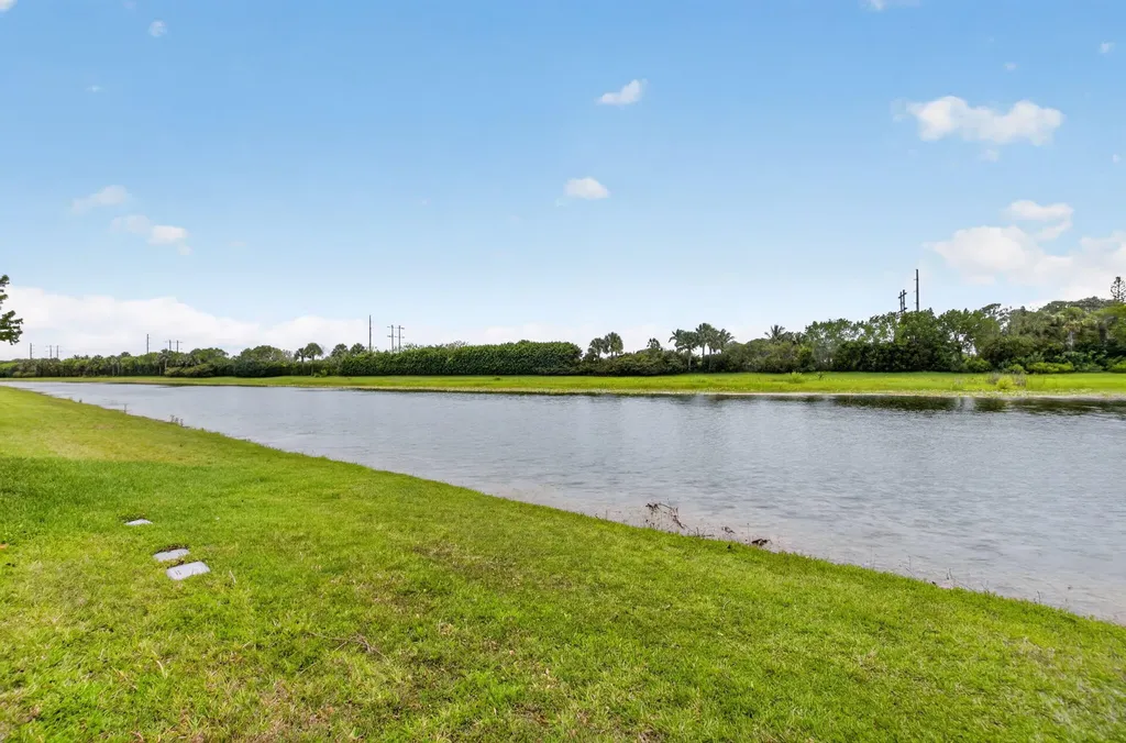8787 Grand Prix Lane Boynton Beach FL 33472