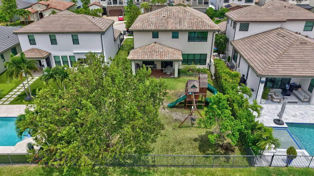 8787 Grand Prix Lane Boynton Beach FL 33472