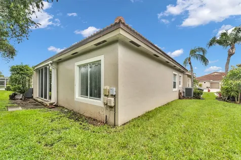 8385 Vía Serena Boca Raton FL 33433