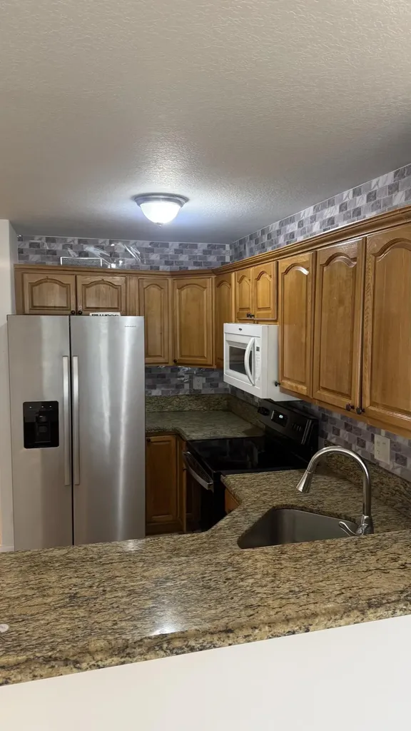 11543 NW 44th Street Coral Springs FL 33065