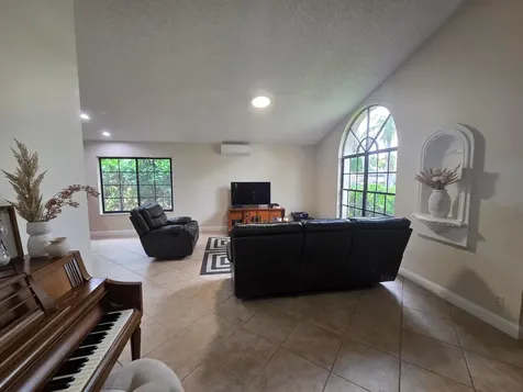 4170 NW 6th Street Deerfield Beach FL 33442