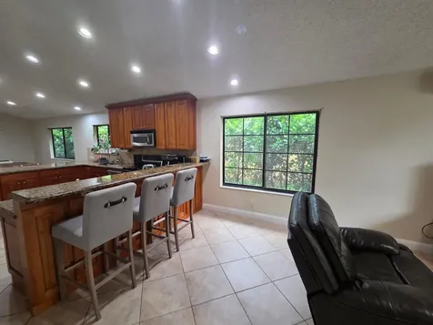 4170 NW 6th Street Deerfield Beach FL 33442