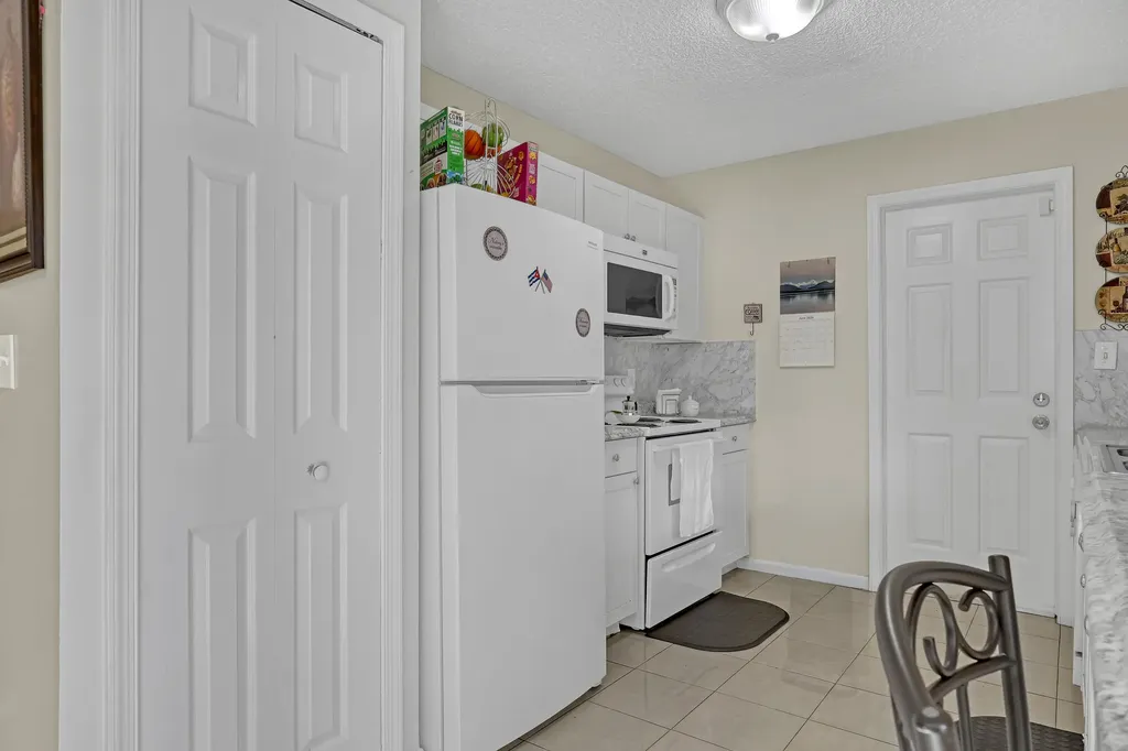 302 SW 8th Street Boynton Beach FL 33426