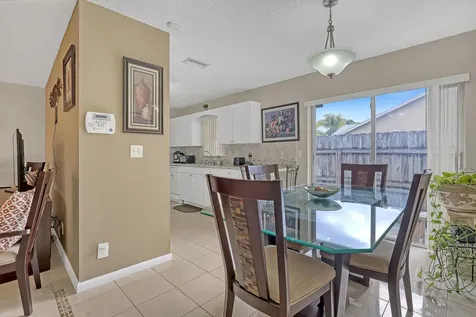 302 SW 8th Street Boynton Beach FL 33426