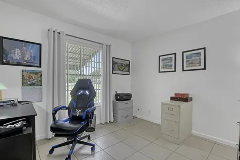 302 SW 8th Street Boynton Beach FL 33426