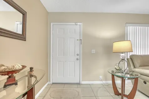 302 SW 8th Street Boynton Beach FL 33426