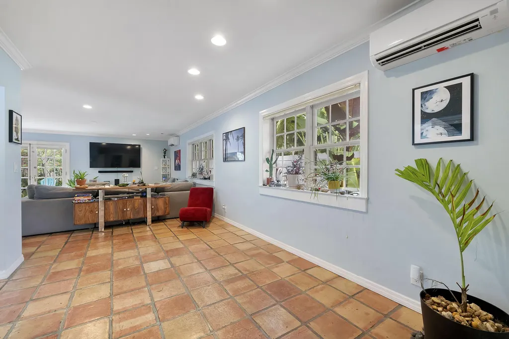 2501 NE 26th Terrace Fort Lauderdale FL 33305