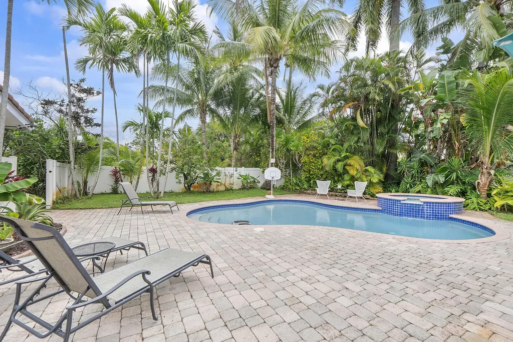 2501 NE 26th Terrace Fort Lauderdale FL 33305