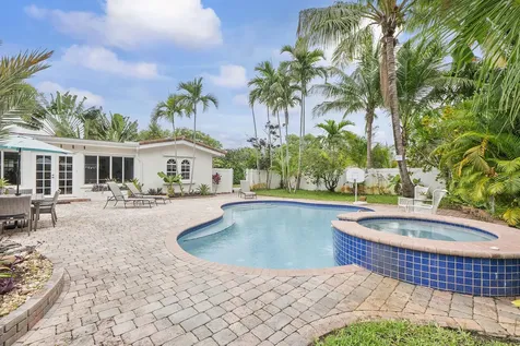 2501 NE 26th Terrace Fort Lauderdale FL 33305