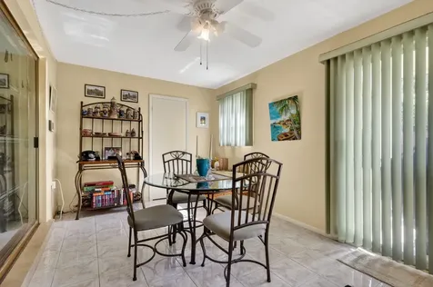 241 N 68th Terrace Hollywood FL 33024