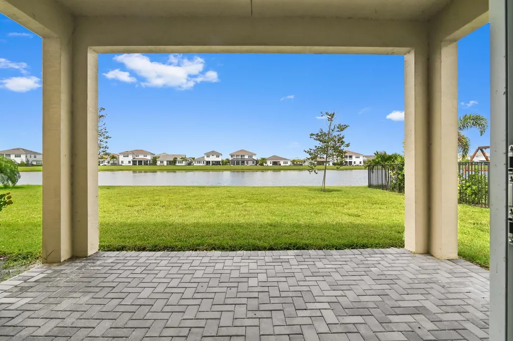 5385 Macoon Way Westlake FL 33470