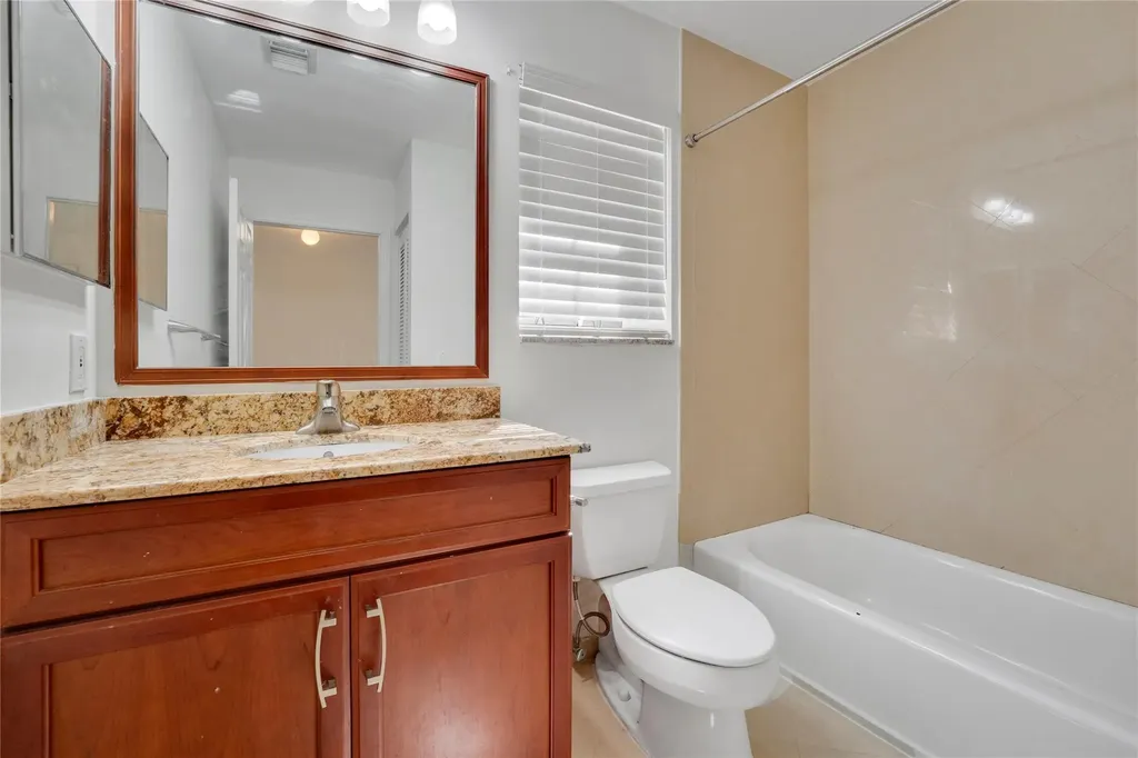 1840 Sweetbay Way Hollywood FL 33019