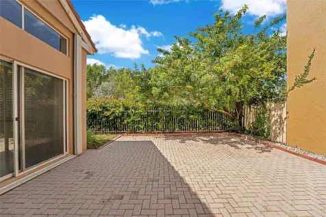 1840 Sweetbay Way Hollywood FL 33019
