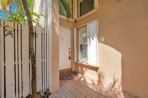1840 Sweetbay Way Hollywood FL 33019