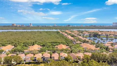 1840 Sweetbay Way Hollywood FL 33019