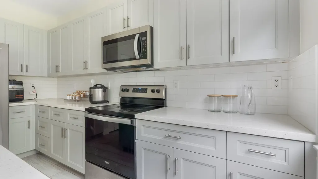 4805 NW 48th Terrace Tamarac FL 33319