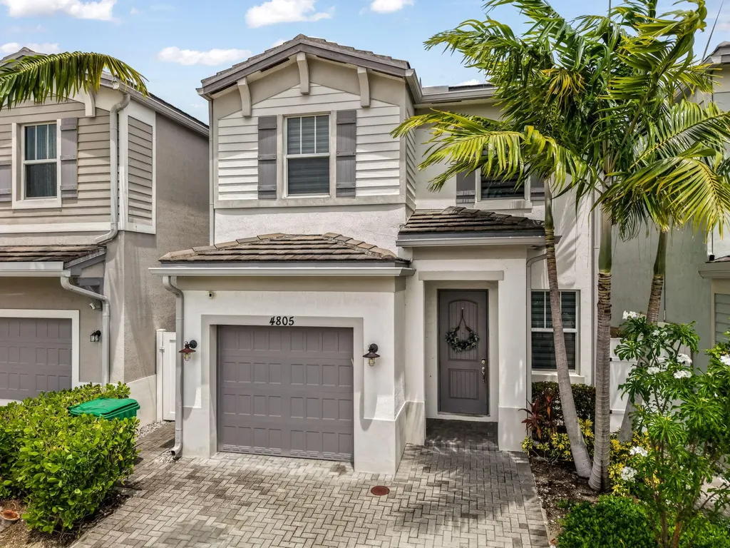 4805 NW 48th Terrace Tamarac FL 33319