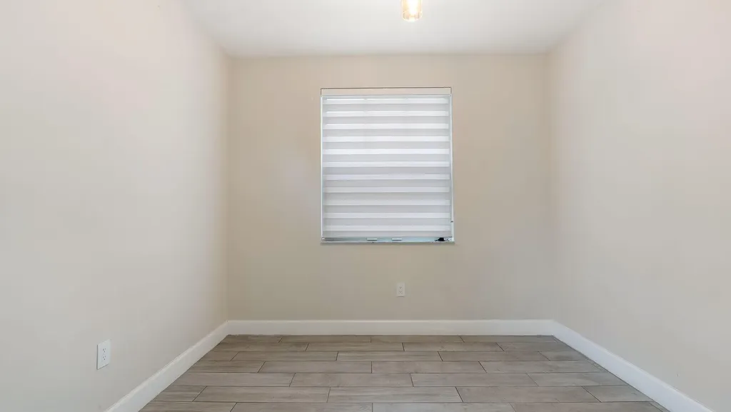 4805 NW 48th Terrace Tamarac FL 33319