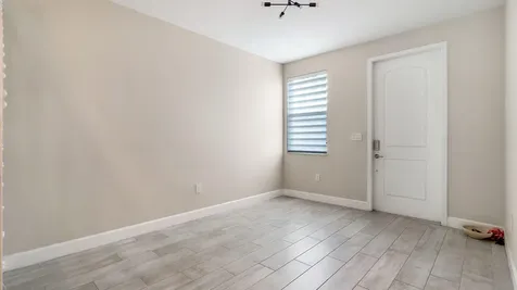 4805 NW 48th Terrace Tamarac FL 33319