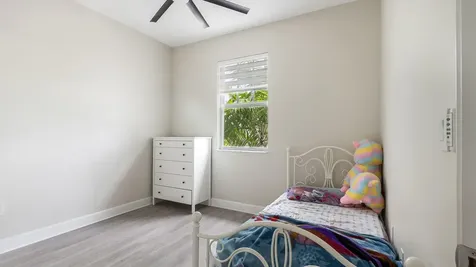 4805 NW 48th Terrace Tamarac FL 33319