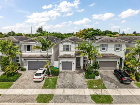 4805 NW 48th Terrace Tamarac FL 33319