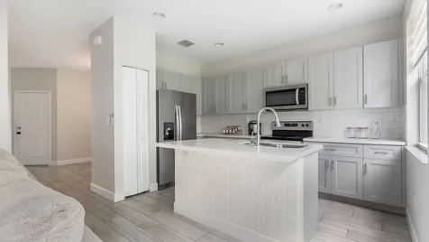4805 NW 48th Terrace Tamarac FL 33319