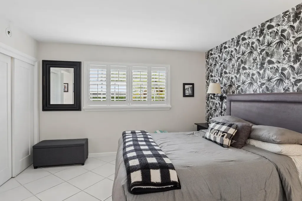 157 Atlantis Boulevard Atlantis FL 33462