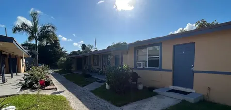 908 5th Street West Palm Beach FL 33401