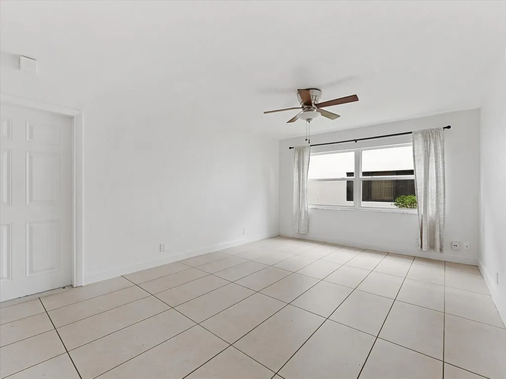 241 SE 9th Avenue Pompano Beach FL 33060