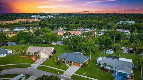 113 Cordoba Circle Royal Palm Beach FL 33411