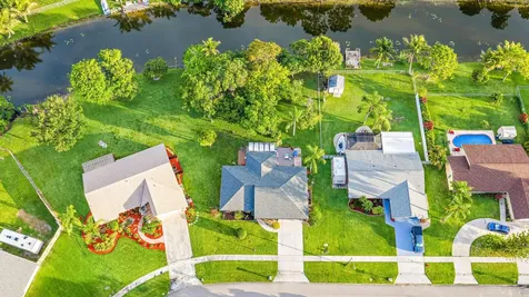 113 Cordoba Circle Royal Palm Beach FL 33411