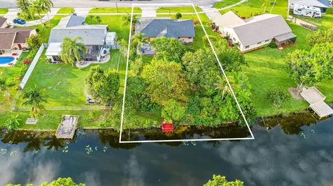 113 Cordoba Circle Royal Palm Beach FL 33411
