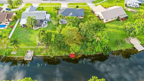 113 Cordoba Circle Royal Palm Beach FL 33411