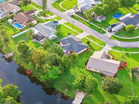 113 Cordoba Circle Royal Palm Beach FL 33411