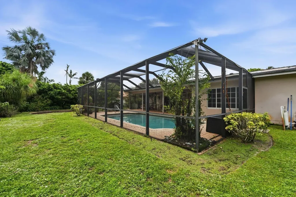 7221 SW 7th Street Plantation FL 33317
