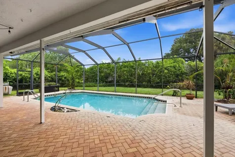 7221 SW 7th Street Plantation FL 33317