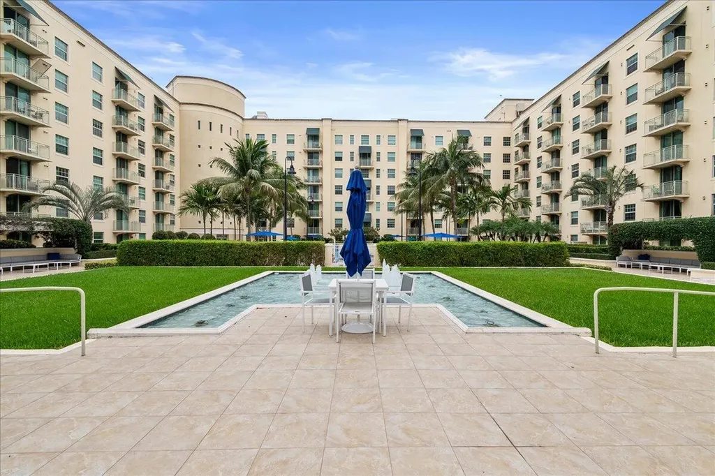 610 Clematis Street West Palm Beach FL 33401