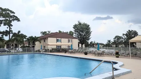 319 Knotty Pine Circle Greenacres FL 33463