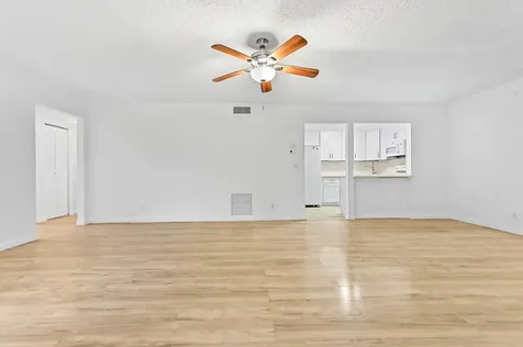 319 Knotty Pine Circle Greenacres FL 33463