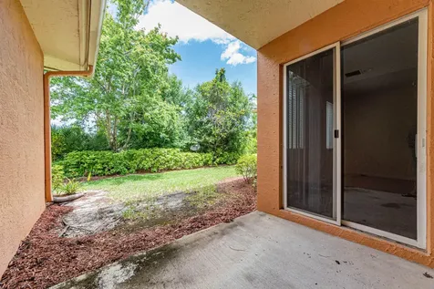 2563 SW Stockbridge Square Square SW Vero Beach FL 32962