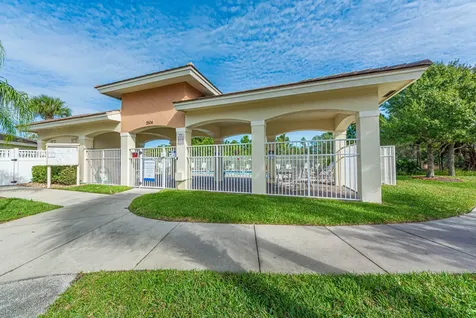 2563 SW Stockbridge Square Square SW Vero Beach FL 32962