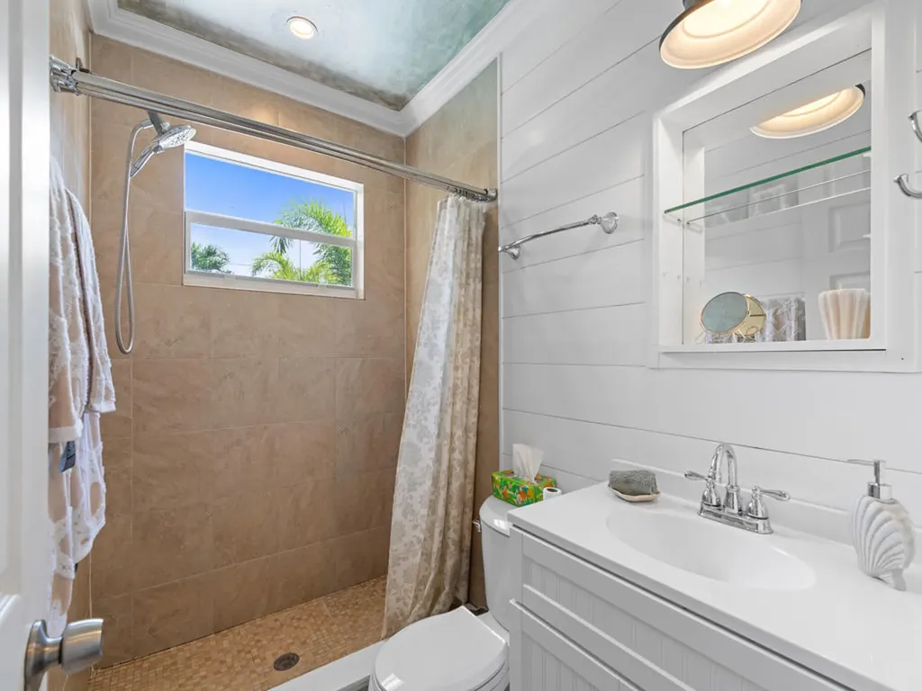 1615 N Lakeside Drive Lake Worth Beach FL 33460