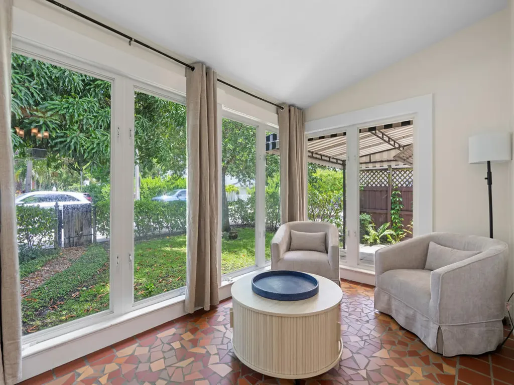 1615 N Lakeside Drive Lake Worth Beach FL 33460