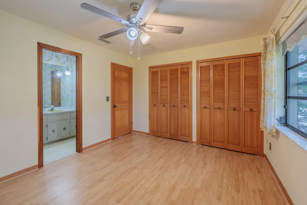 2165 SE Flanders Road Port St Lucie FL 34952